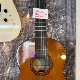 Yamaha C40 nailonkielinen akustinen (käytetty)