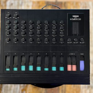 Yamaha KM 802 mikseri (käytetty)