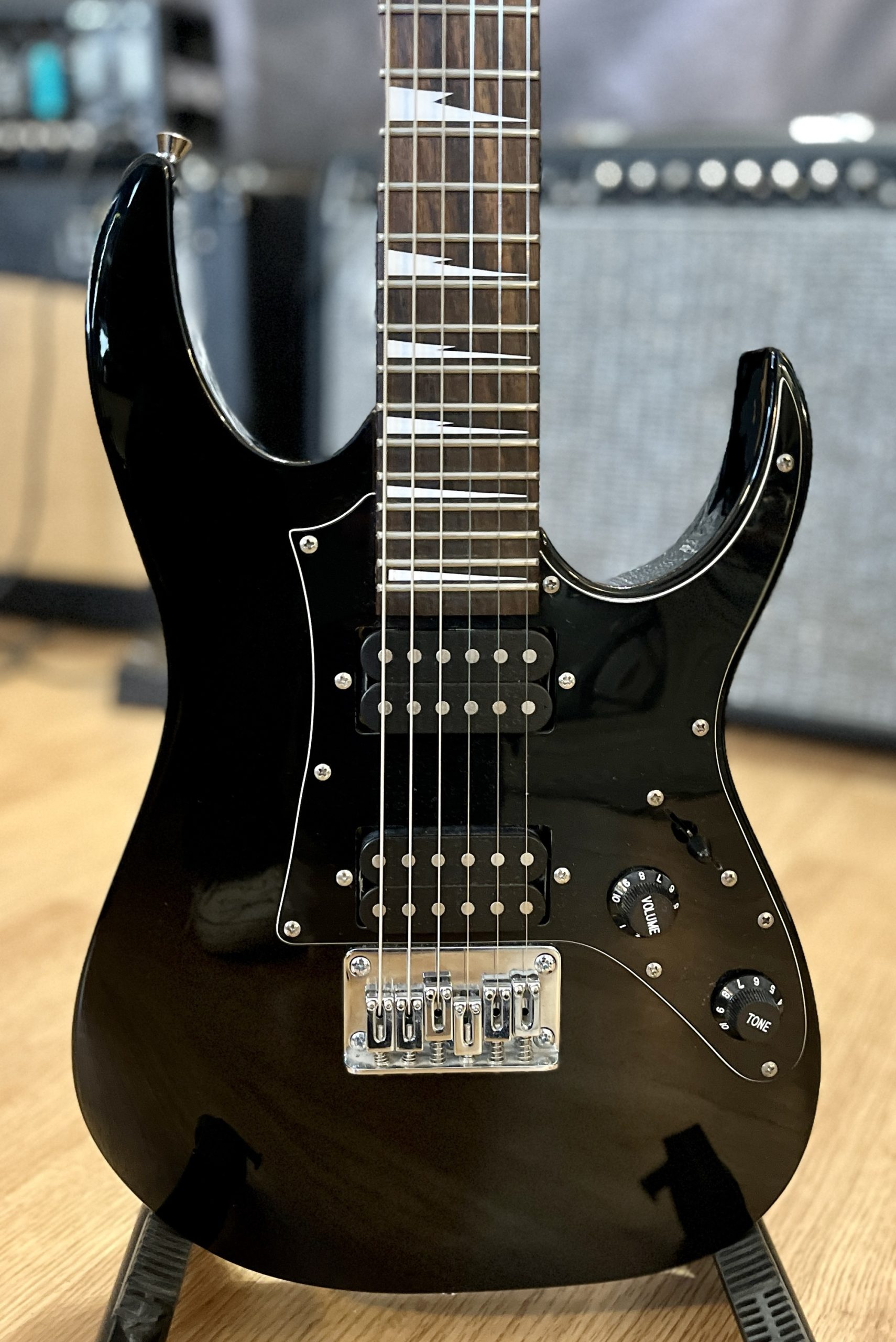 Ibanez Mikro GRGM21-BKN -sähkökitara, Black Night (käytetty-mint)