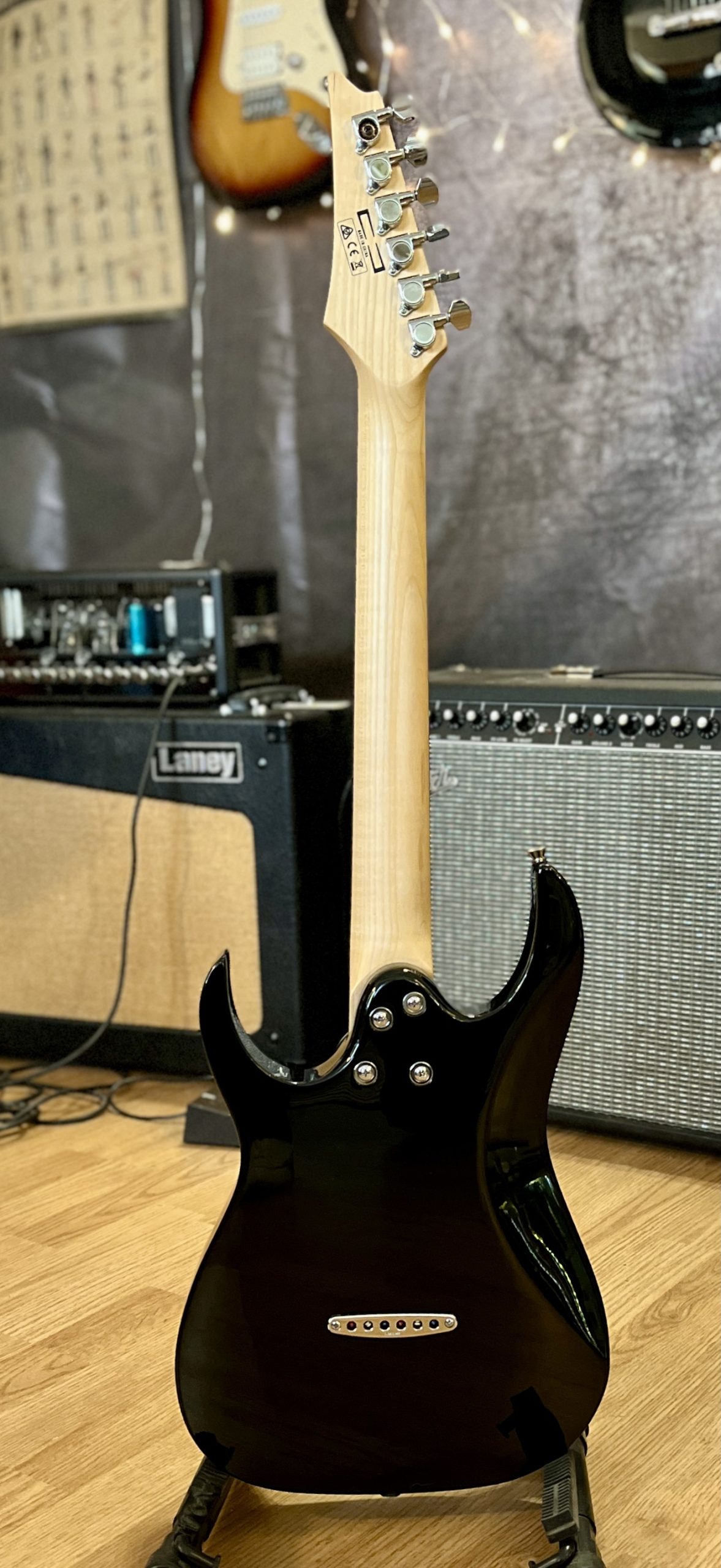 Ibanez Mikro GRGM21-BKN -sähkökitara, Black Night (käytetty-mint) - Image 3